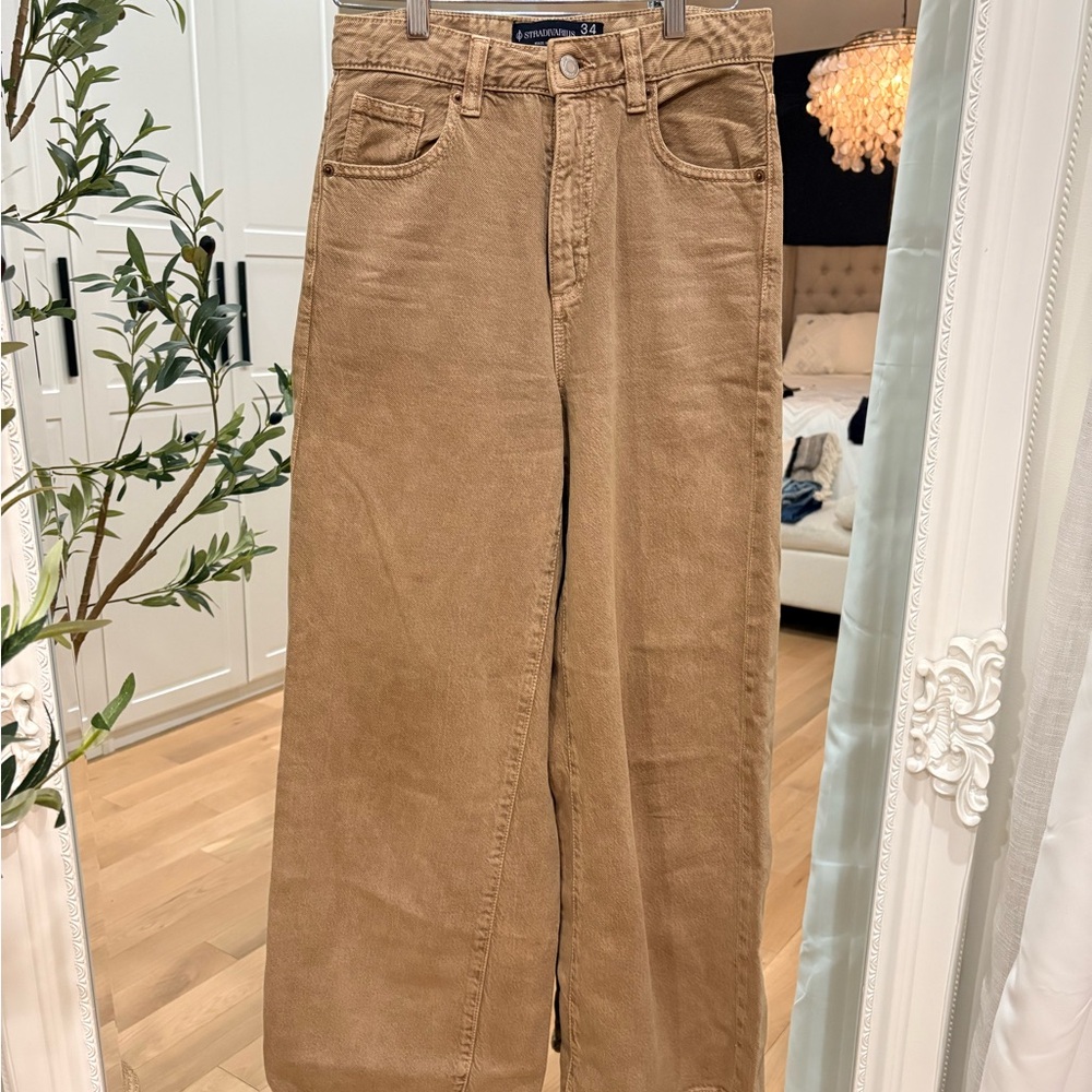 Stradivarius Women's Flare Jeans in Tan